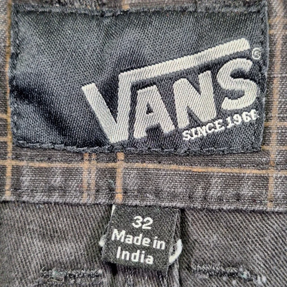 Vans Cargo Shorts Mens 32 (Fits W33) Plaid Skater Streetwear Gorpcore Grunge